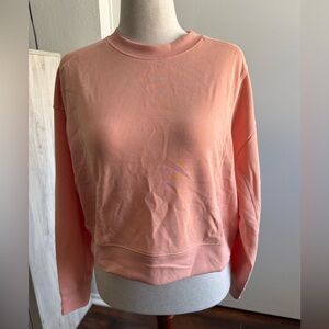 Athleta Peach Long Sleeve Sweatshirt size Medium. NWT.🧡